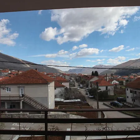 Vinogradi Elez